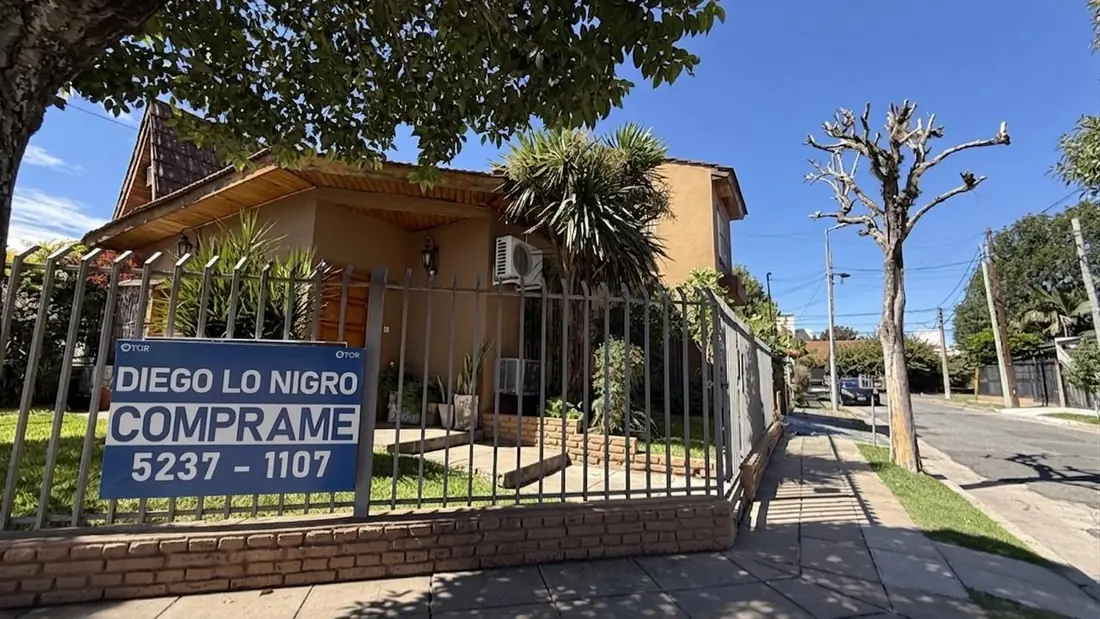 PH en esquina de 5 ambientes con cochera en Ciudad Jardín, foto 1