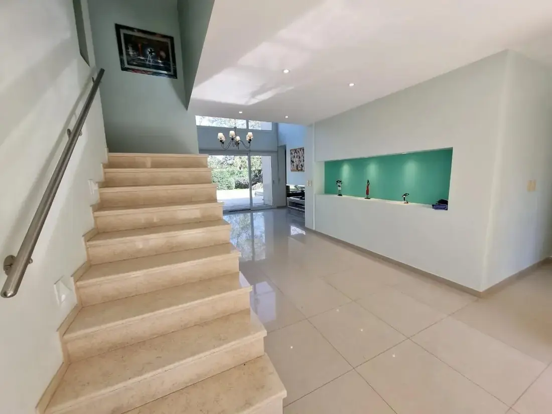 Casa con piscina y quincho en Exaltación de la Cruz, foto 3