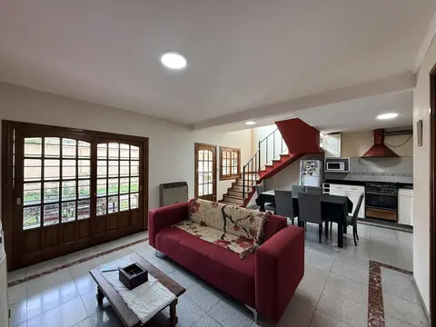 Chalet de 4 ambientes en Lanús Este